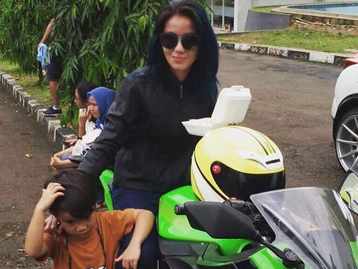 Dalam Proses Cerai, Berat Badan Sheila Marcia Naik 7 Kilo