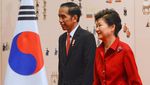 Jokowi Bertemu Presiden Korsel Park Geun Hye
