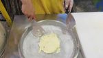 Wah, Uniknya Menikmati Martabak Gelato yang Berselimut Asap