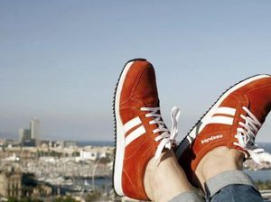 Kelainan Seks, Pria Ini Curi 70 Pasang Sepatu Cuma untuk Diendus!