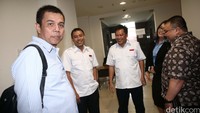 Hingga pukul 14.30 WIB, sidang kasus Obor Rakyat dengan pidana dugaan pelanggaran pasal 310 KUHP ini belum digelar.