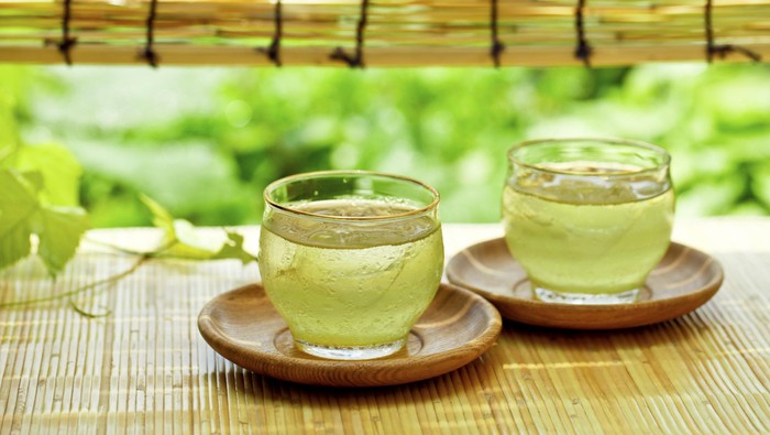 Cold green tea