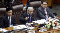 Paripurna di Gedung DPR, Senayan, Jakarta Pusat, Selasa (17/5/2016) dipimpin oleh Wakil Ketua DPR Agus Hermanto.