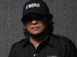 Sang Anak Akan Teruskan Jejak Musik Deddy Dores