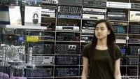 Beberapa pedagang dan pemilik toko elektronik di Harco Mangga Dua, Jakarta, Rabu (18/05/2016), mengeluhkan sepinya daya beli masyarakat.