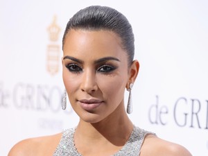 Penampilan Kim Kardashian di Ultah Scott Disick