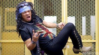 Dengerin Musik Religi Versi Rock dari Candil