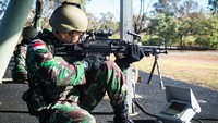 Senapan serbu buatan PT Pindad sempat diragukan kualitasnya saat Indonesia menjuarai kompetisi yang samatahun 2015 lalu. Tim panitia AASAM meminta senjata yang digunakan tim Indonesia dibongkar karena diduga, mengganti jeroan SS-2. Nyatanya, itu tidak terbukti.  (Istimewa/dok AASAM).