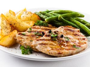 Yuk, Siang Ini Makan Enak dengan Chicken Steak yang Gurih Kayak Netizen Ini!