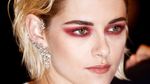 Dandanan Vampir Kristen Stewart di Cannes ini Yay or Nay?