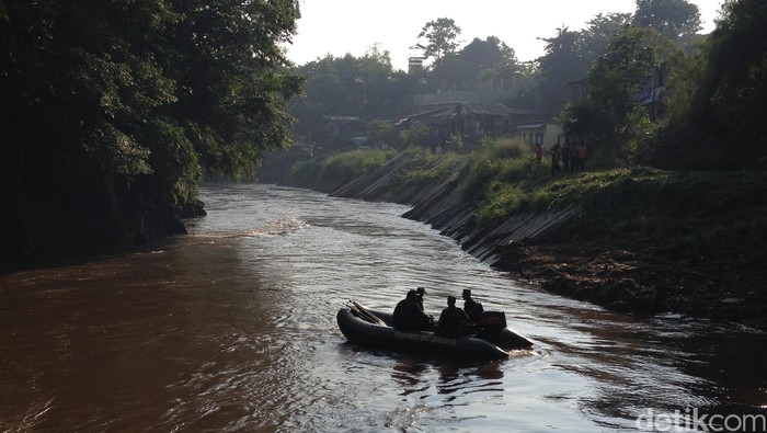 Ahok: Saya Ketemu Tokoh Agama Kampung Pulo, Mereka Setuju Normalisasi Ciliwung