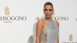 Kim Kardashian Berkilau di Festival Film Cannes