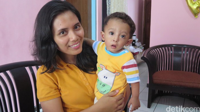 Di Balik Kelincahannya, Balita Ini Idap Penyakit Jantung Bawaan