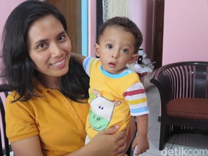 Di Balik Kelincahannya, Balita Ini Idap Penyakit Jantung Bawaan