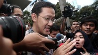 Dalam kasus ini, KPK telah menetapkan 3 orang tersangka yaitu M Sanusi selaku Ketua Komisi D DPRD DKI dan Presiden Direktur PT Agung Podomoro Land (PT APL) Ariesman Widjaja serta Trinanda Prihantoro selaku Personal Assistant di PT APL.