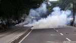Polisi Tembakan Gas Air Mata ke Pendemo