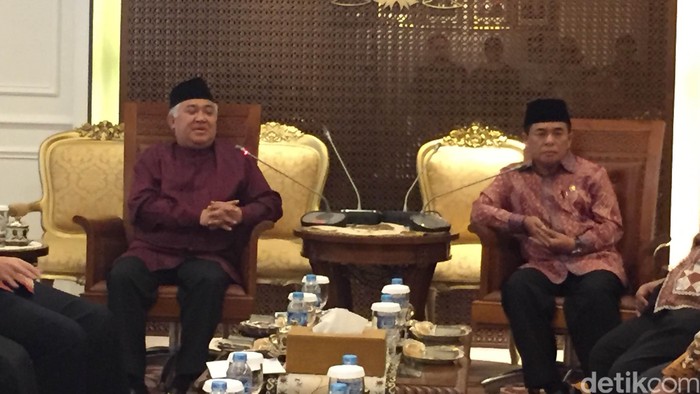 Temui Akom di DPR, Din Syamsuddin Kenalkan Pergerakan Indonesia Maju