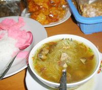 Siang Ini Makan Soto Padang Nan Lamak di 5 Tempat Ini, Yuk!