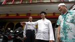 Adhyaksa Dault Salat Jumat di Masjid Lautze