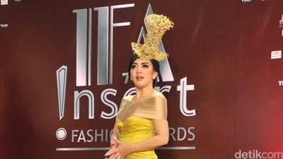 Syahrini yang Semakin Cantik Manja