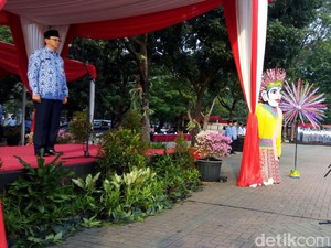 Ahok Pimpin Upacara Hari Kebangkitan Nasional di Monas