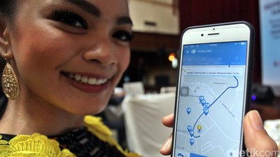 Blue Bird Perbarui Aplikasi Pemesanan Taksi