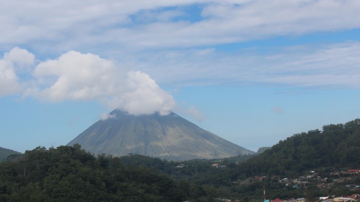 Melihat Balap Sepeda Antara Ende-Bajawa dari Udara