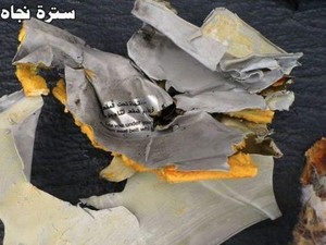Tak Ada Tanda Penumpang Selamat di Lokasi Puing EgyptAir Ditemukan