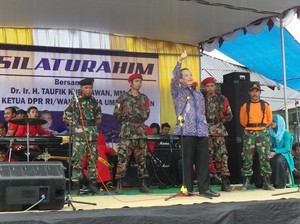 Refleksi 18 Tahun Reformasi Pimpinan DPR Taufik Kurniawan