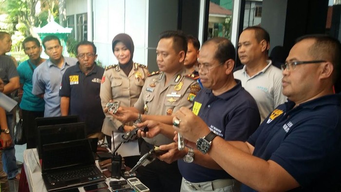 Polisi Tembak Mati 2 Perampok di Bekasi dan Sita 3 Senjata Api