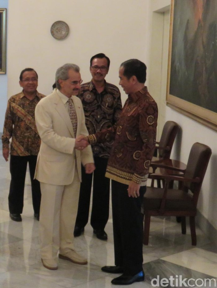 Pangeran Arab Temui Presiden Jokowi di Istana Bogor