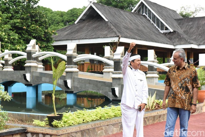 Saat Walkot Muslim Pertama di AS Tertarik Belajar soal Anggaran ke Purwakarta Saat Walkot Muslim Pertama di AS Tertarik Belajar soal Anggaran ke Purwakarta