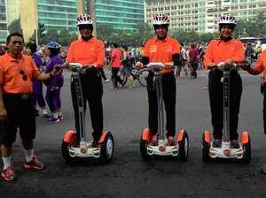 Melihat Polisi Pariwisata Beraksi Amankan Car Free Day