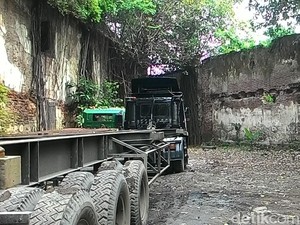 Kasteel Batavia yang Tak Terawat itu Dulunya Gudang Sembako Milik VOC