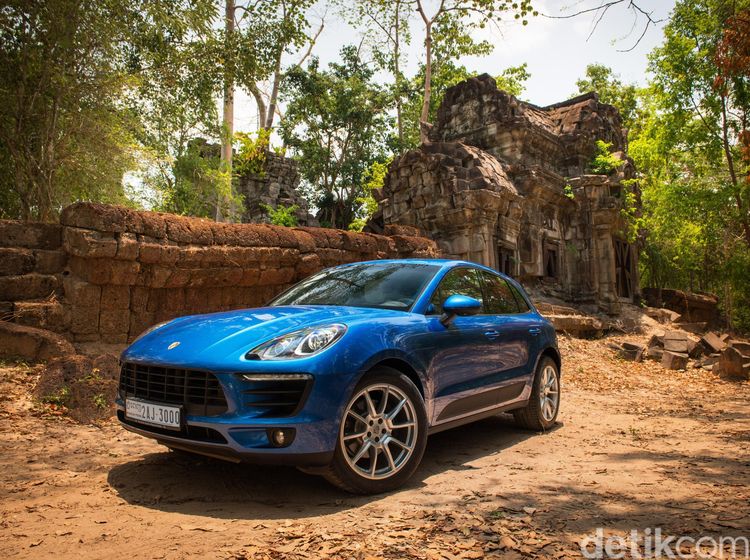 Mobil Terbaik 2018 adalah...