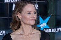 7 Seleb Jenius yang Pernah Jadi Dokter, Peneliti, Hingga Punya IQ Tinggi