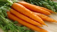 Ada lagi nih sayuran yang termasuk makanan termurah di dunia, wortel. Kalau rutin dikonsumsi, wortel bisa memperbaiki penglihatan. Wortel enak dijus, dijadikan campuran smoothie atau dibuat sayur. Harganya sekitar Rp 6.000 per 500 gram. Foto: iStock