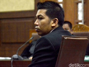 Kasus Korupsi Infrastruktur Maluku, Abdul Khoir Dibui 4 Tahun