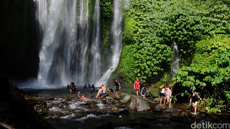 Mengenal Air Terjun Tiu Kelep Tempat 40 Turis Terjebak Usai Mengenal Air Terjun Tiu Kelep Tempat 40 Turis Terjebak Usai