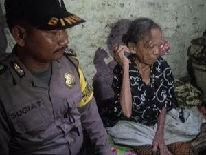 Nenek Kalimah, Penderita Tumor Mata Hidup Sendirian Tanpa Perhatian Pemerintah