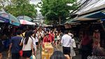 Melihat Keramaian Pasar Chatuchak Bangkok
