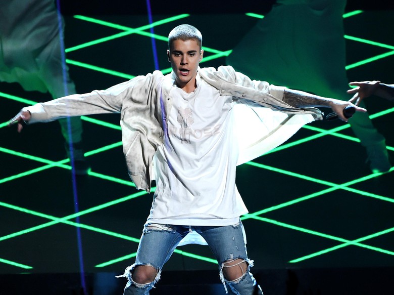 Demi Konser Justin Bieber, Apa yang Rela Dilakukan Beliebers? Demi Konser Justin Bieber, Apa yang Rela Dilakukan Beliebers?