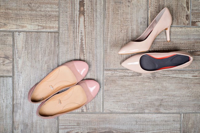 Dari Kapalan Hingga Infeksi Jamur: 4 Efek Pakai Sepatu Kesempitan