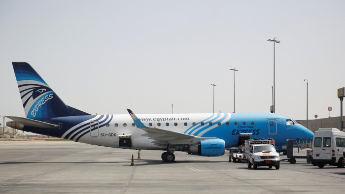 Workers service an Egyptair flight at International Cairo Airport, Egypt May 21, 2016. REUTERS/Amr Abdallah Dalsh