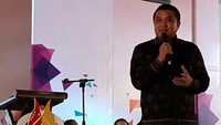 Dua Mantan Ketua Umum Hipmi yakni Erwin Aksa dan M. Lutfih memberikan motivasi kepada peserta jambore Hipmi. Pool/dok. Hipmi.