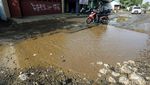 Wajah Jalan di Bojongkulur Bak Kubangan Sawah