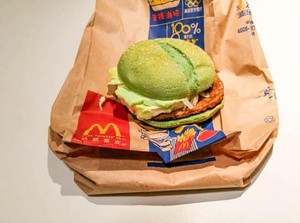 Sambut Angry Birds, McDonalds China Bikin Burger Merah dan Hijau