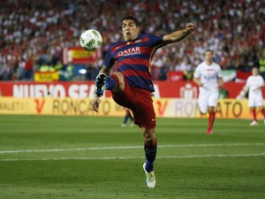 Suarez Kemungkinan Baru Bisa Main di Perempatfinal
