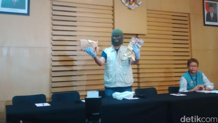 Suap Rp 650 Juta ke Kepala PN Kepahiang Diduga Agar Terdakwa Diputus Bebas