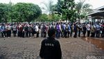 Ribuan Orang Antre Daftar Driver UberMotor